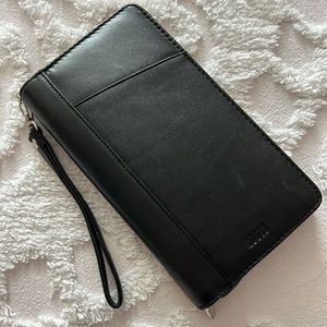 Roots Travel Wallet